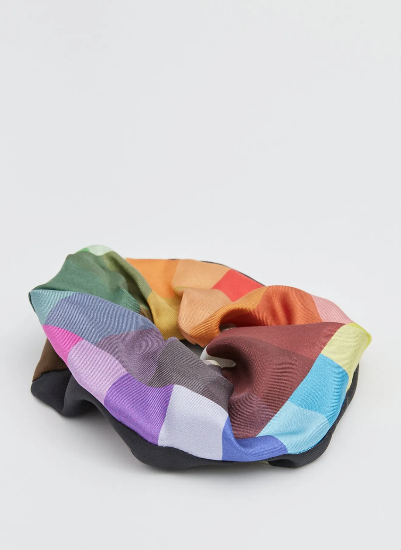 Store Silk Twill Color Wheel Scrunchie Fundamentals